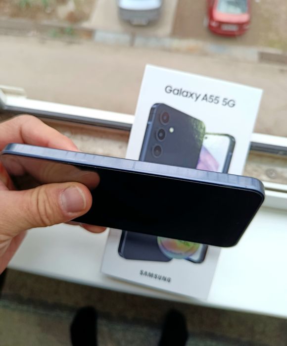 Продам Samsung A55 8/256Гб как новый полный оригинал комплект