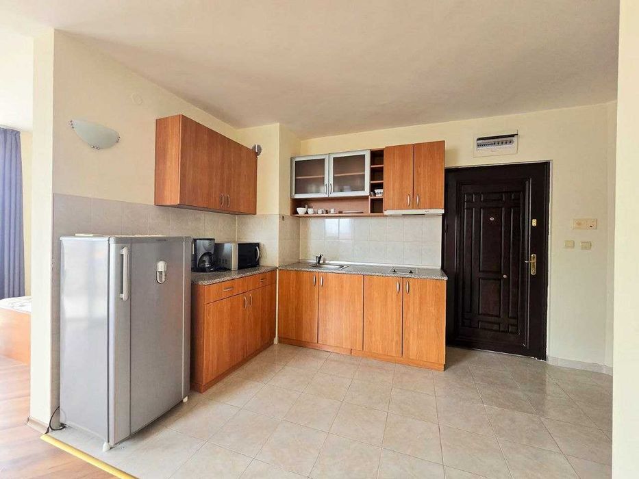 Дава се под наем Едностаен апартамент в к.к. Слънчев бряг - 54 кв.м за 600 € - Снимка #2