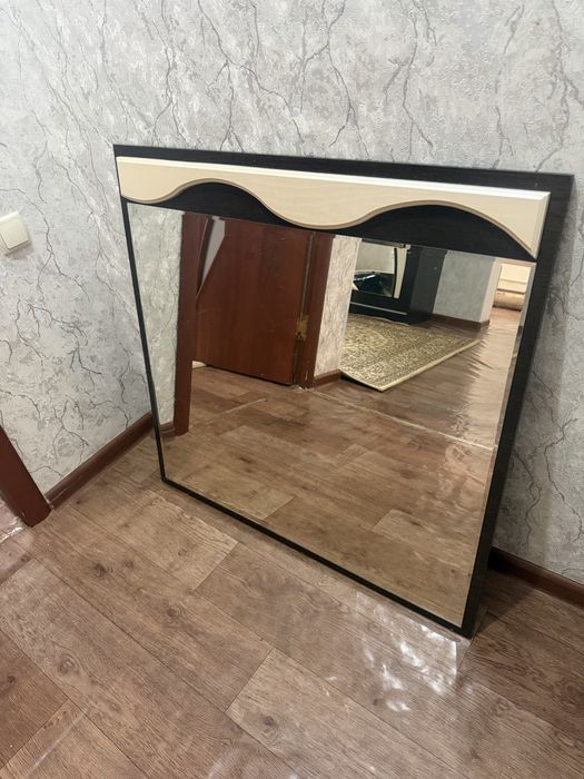 Заркало навесное