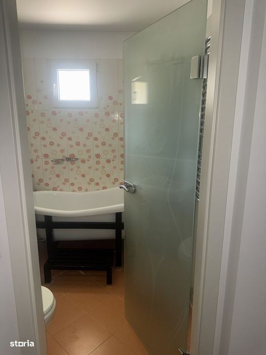 Inchiriez apartament cu 2 camere, semidecomandat - Calea Vacaresti 240