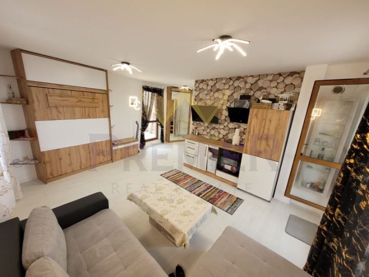 Продава се Едностаен апартамент в Бяла - 112 кв.м за 331 €/кв.м - Снимка #6