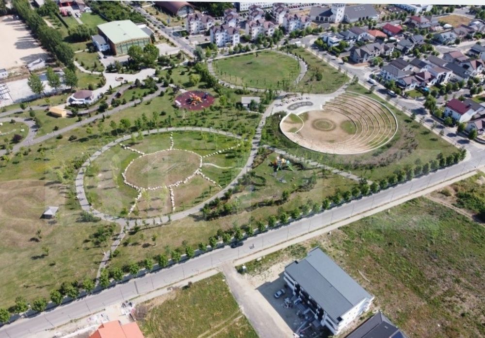 Teren intravilan de vânzare parcelat