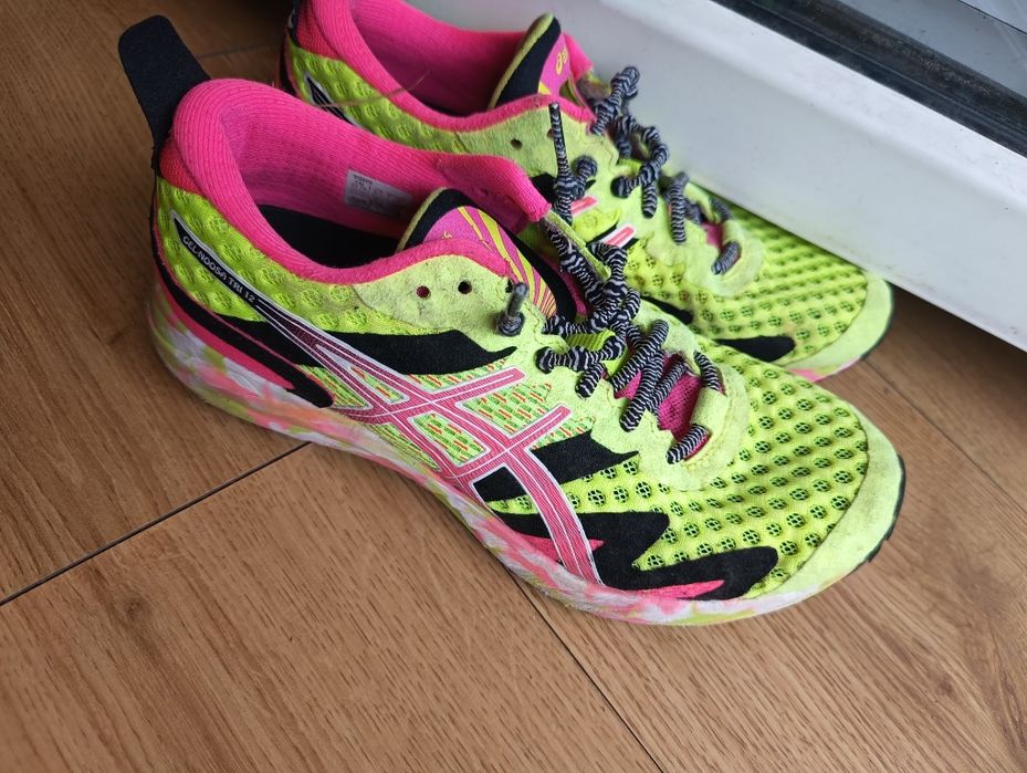 Asics маратонки номер 36