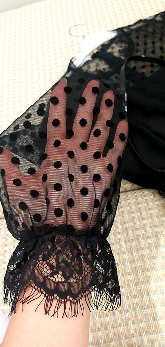 Платье чёрное гипюр