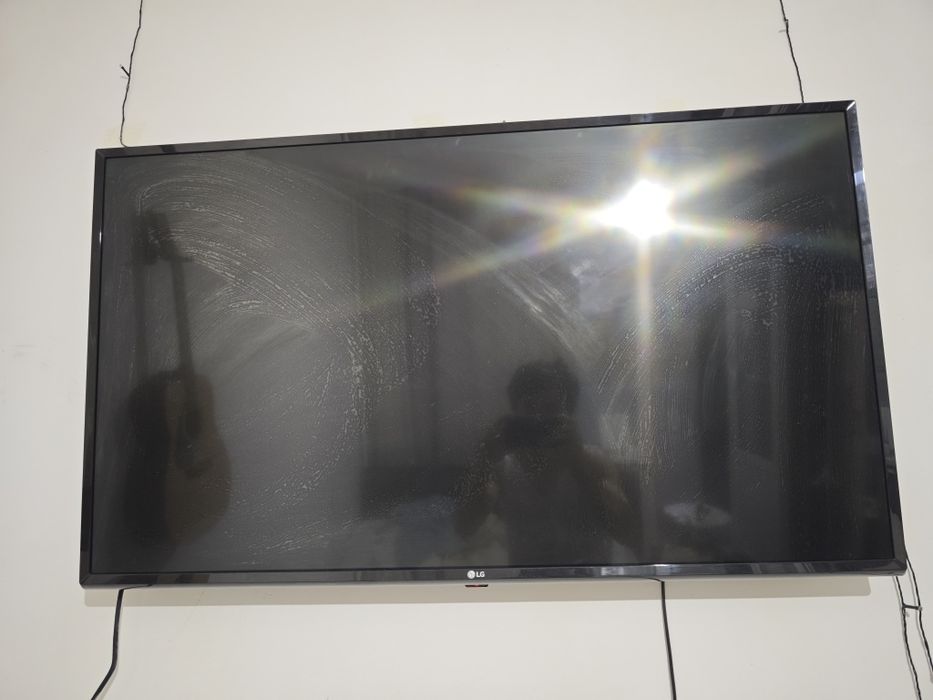 Телевизор LG 4K 43.