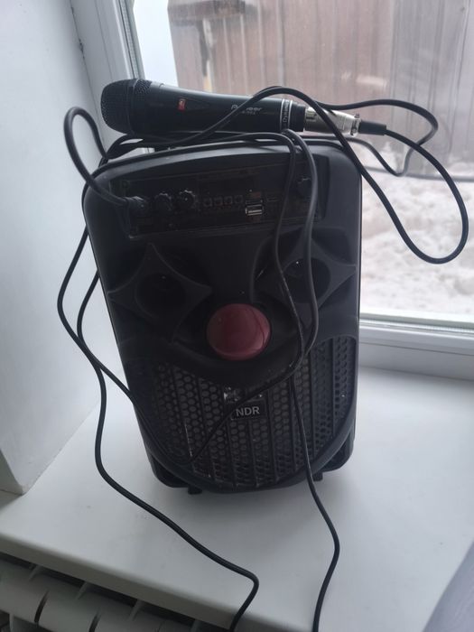 Продам музыкальную колонку