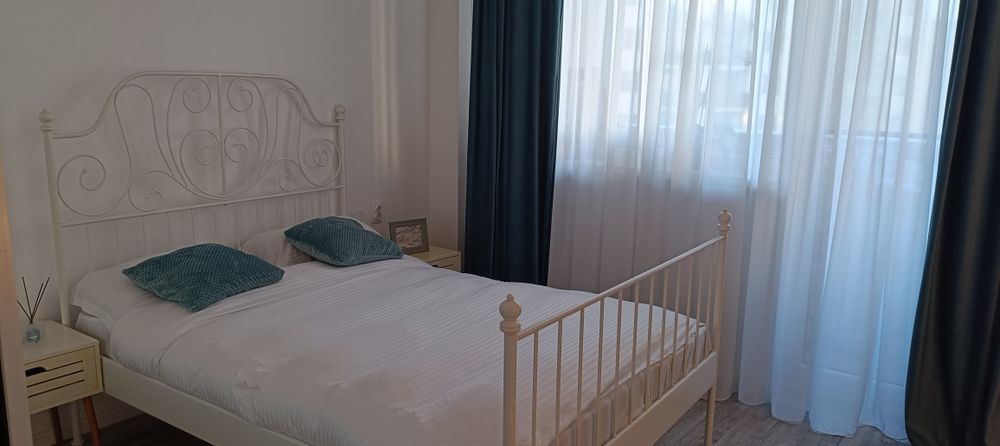 Vând saltea 140/200