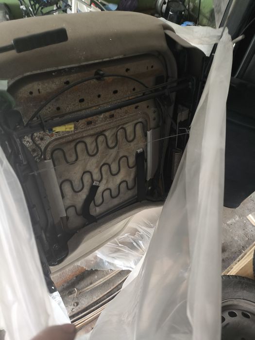 Сиденья автомобильные