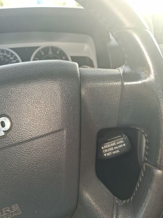 Vand JEEP PATRIOT,diesel,4×4,2000cmc,140cai.