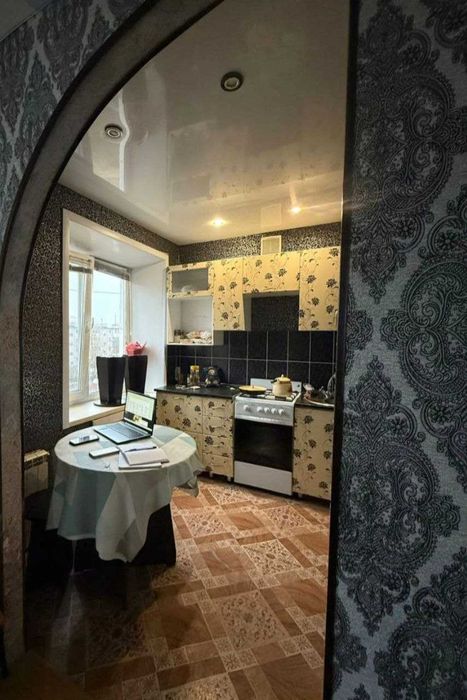 Продается 1 ком Кв Кобыладны Батыра р-н КСК