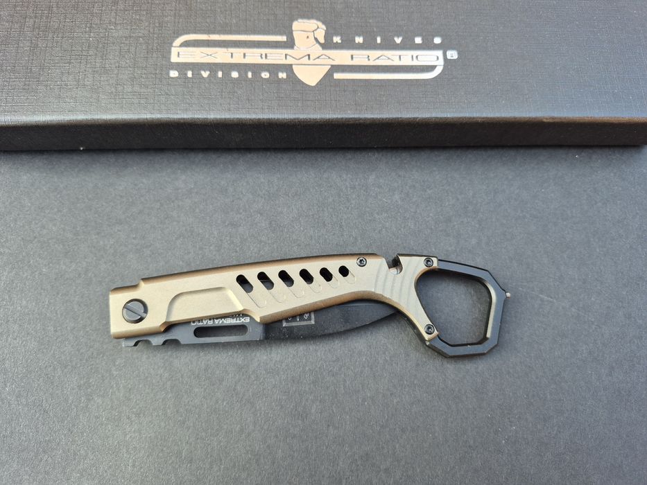 Тактически сгъваем нож EXTREMA RATIO MH Stealth