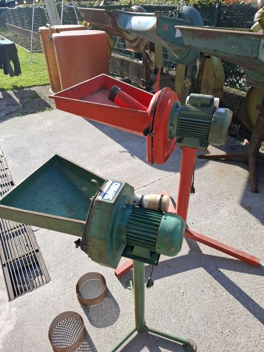 Moară cu motor electric 220V