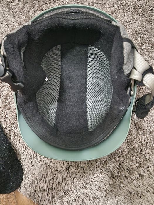 каска K2 за ски – малко използвана, отлично запазена