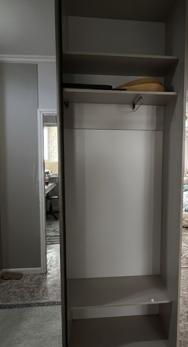 Шкаф для прихожей
