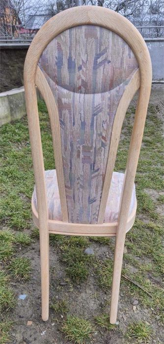 Masa cu 6 sacune si dulap cu vitrina