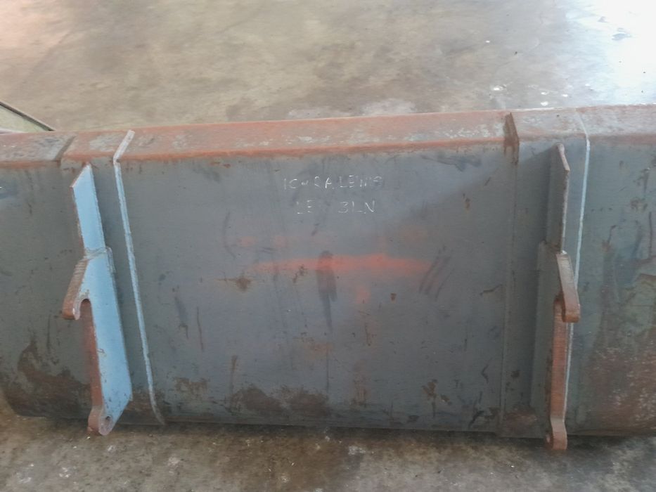 Кофа за JCB и вилици за Маниту