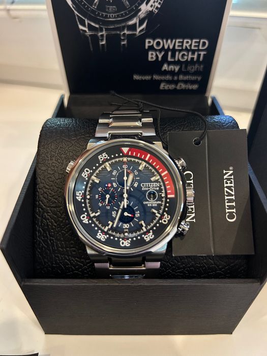 CITIZEN ECO-DRIVE мужские наручные часы привезены из США новые упаковк