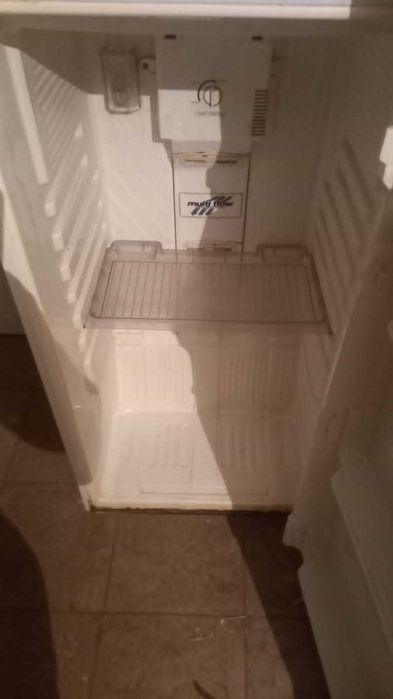 Продам холодильник лджи