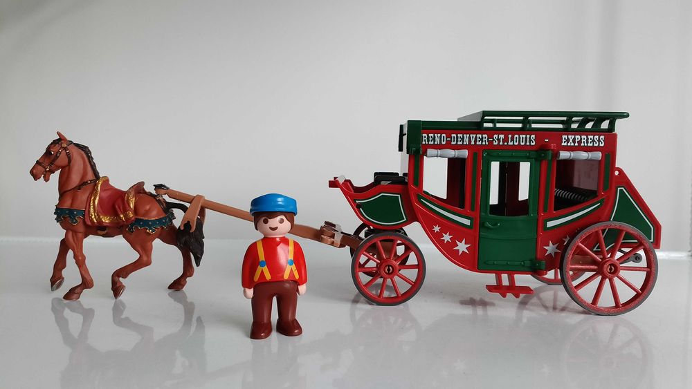 Playmobil Western" ,  дилижанс, теглен от кон