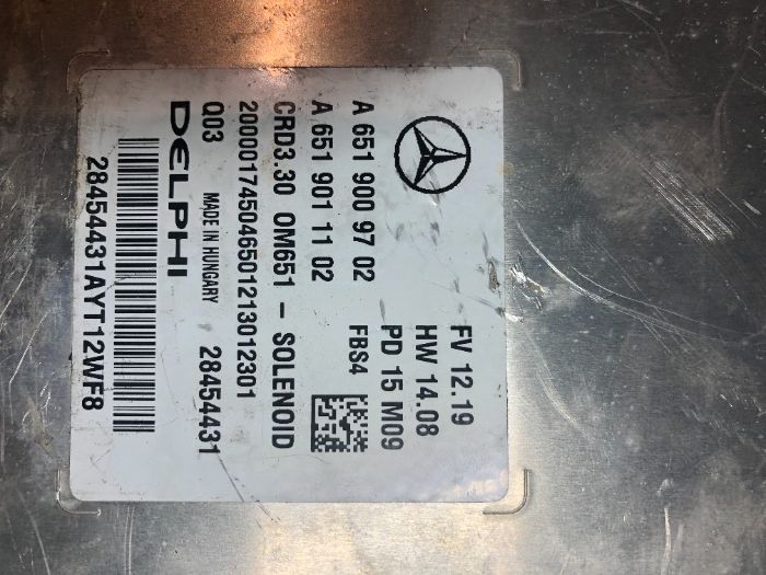 ECU Calculator motor Mercedes 2.2CDI A6519009702 A6519011102 CRD3.3
