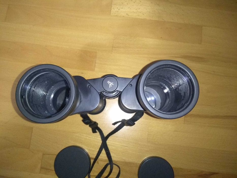 Binoclu Bresser Hunter 10x50
