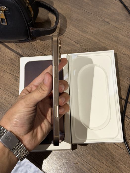 Iphone 16 pro max 1 terabayt