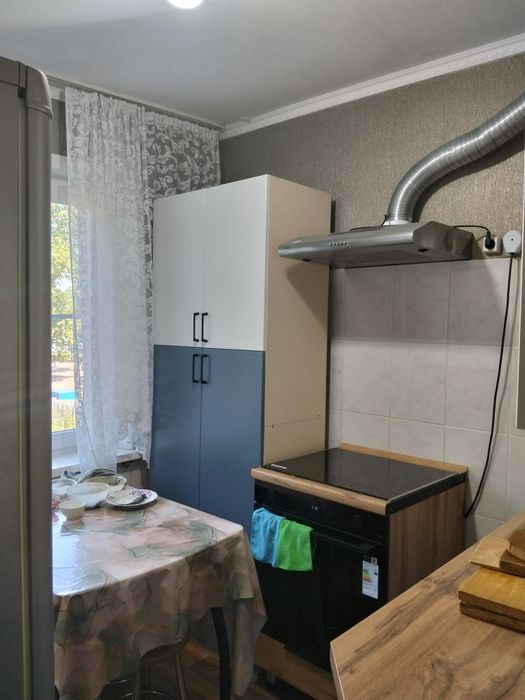 Продам 2х комнатную в центре города