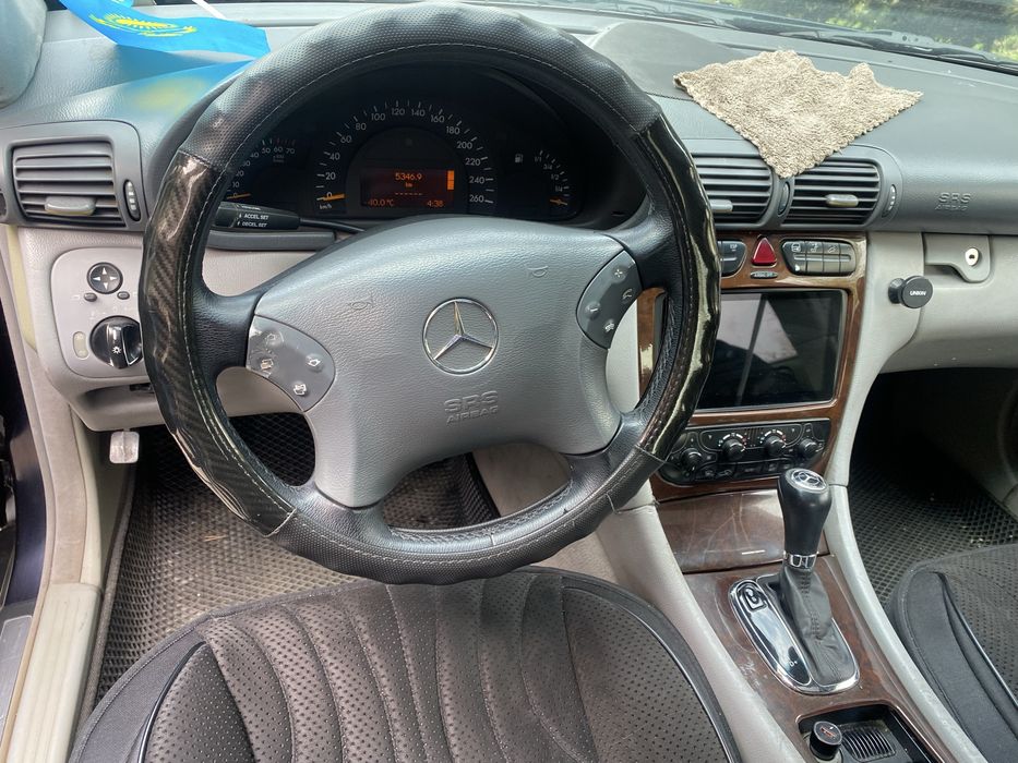 Продам мерседес с 240