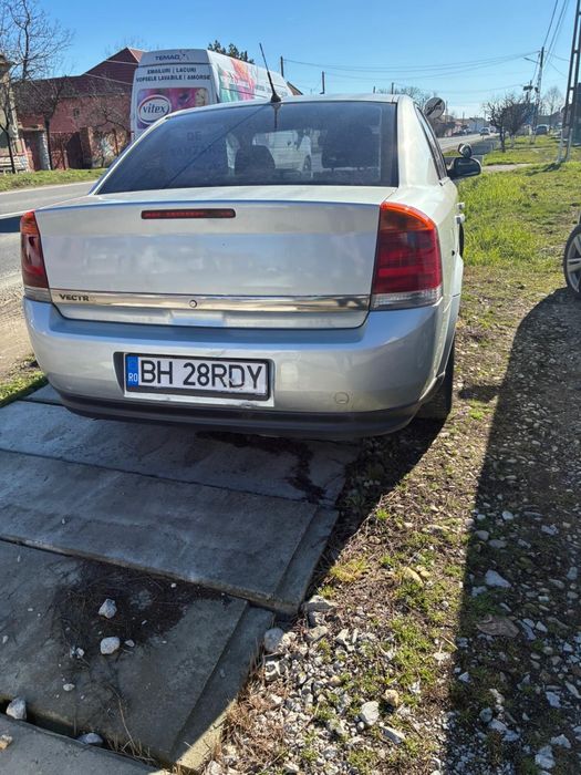 Vind opel vectra stare buna