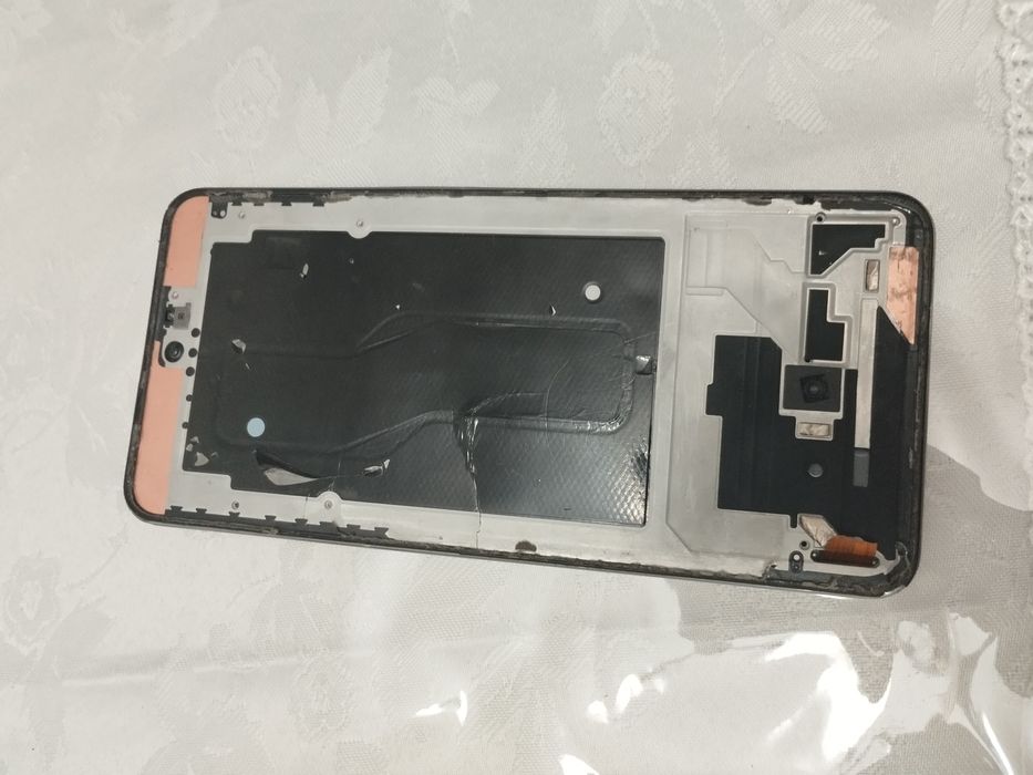 Vivo v40 lite экран