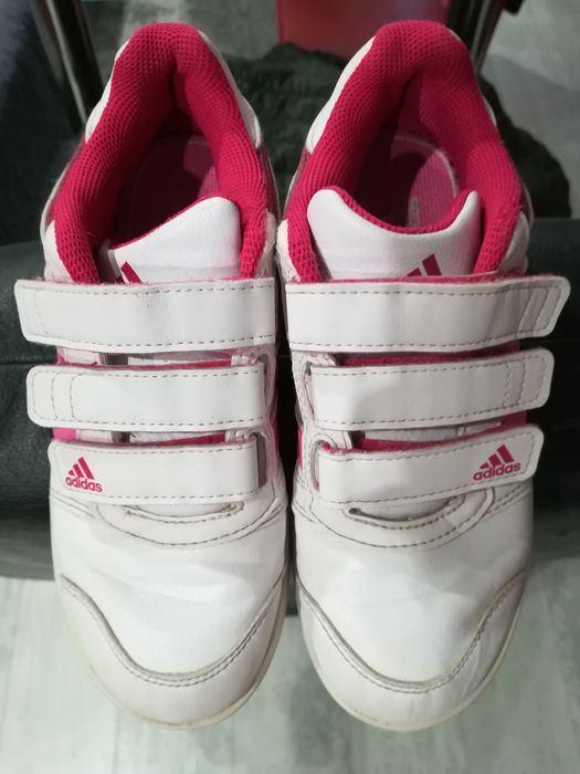 Маратонки за момиче  ADIDAS - N33/естествена кожа