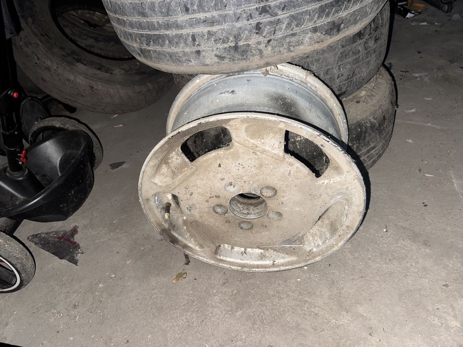 Продам диски р15 от мерса 4штуки