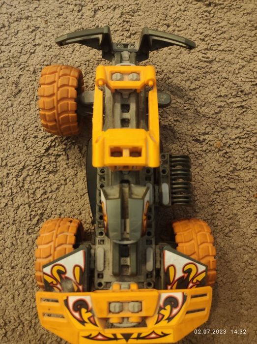 Радиоуправляемая машинка Лего возможен торг
