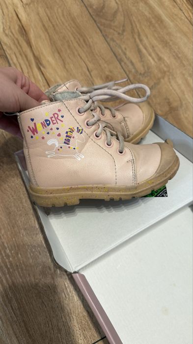 Ботинки для девочки