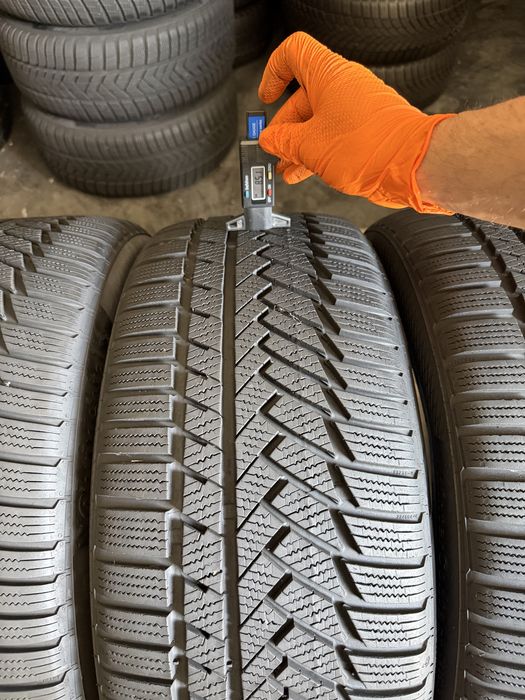 4 anvelope iarna 245/40/18 , Continental , 8-8.5 mm !