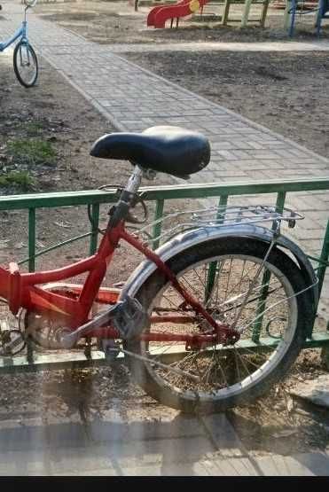Велосипед Десно красный
