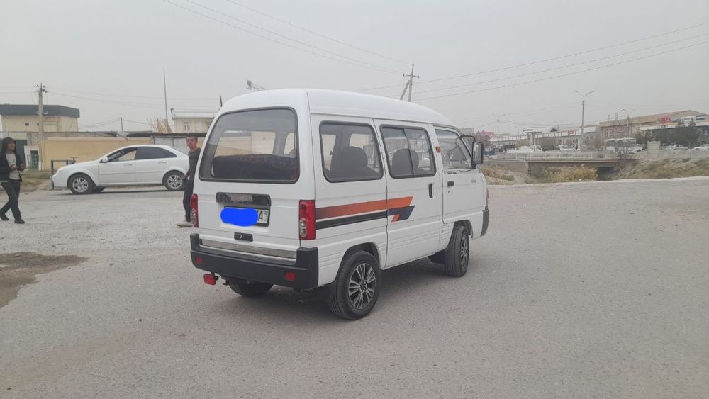 Chevrolet damas sotiladi