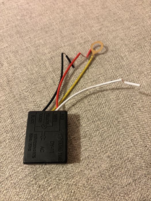 Intrerupator tactil pentru lampa/bec, 3 intensitati