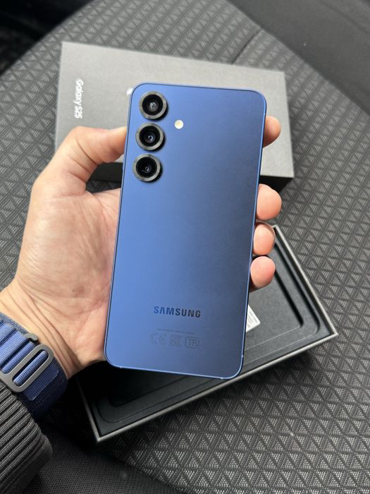 Самсунг Samsung Galaxy S25 128GB (Новый)