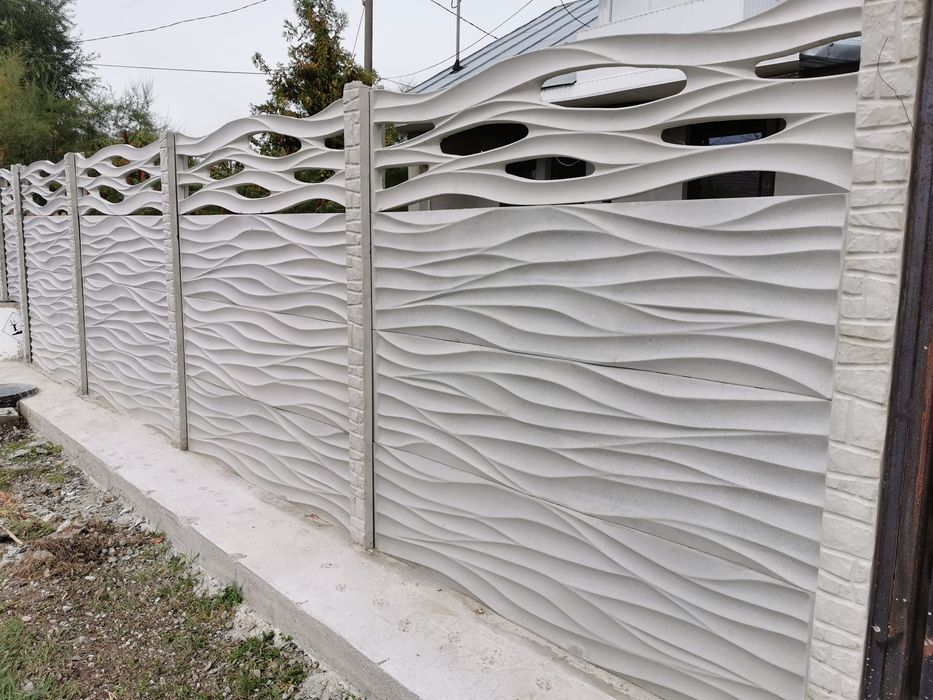 Gard din plăci de beton