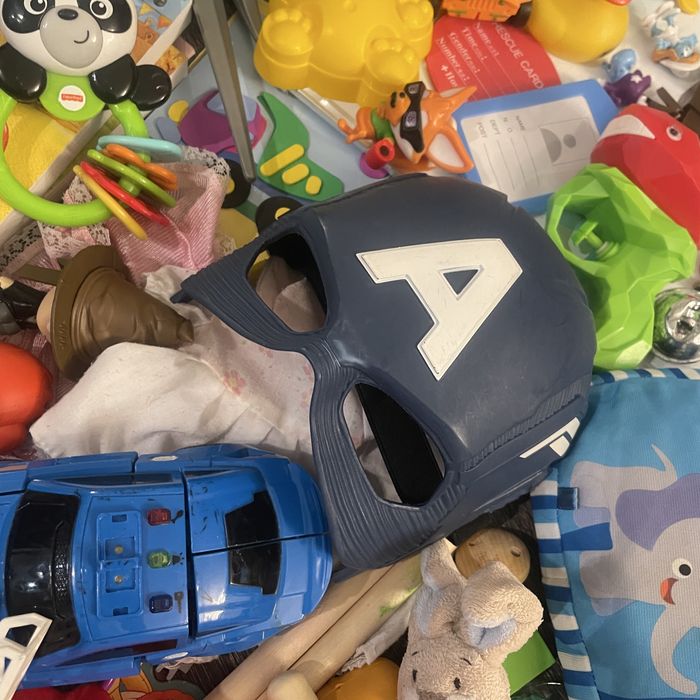 4 пакета игрушек