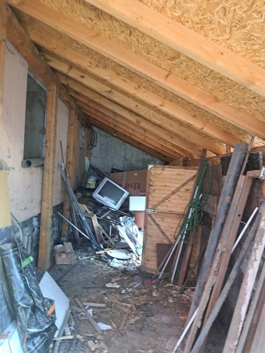 Продавам материали за навес,барака ,бунгало!