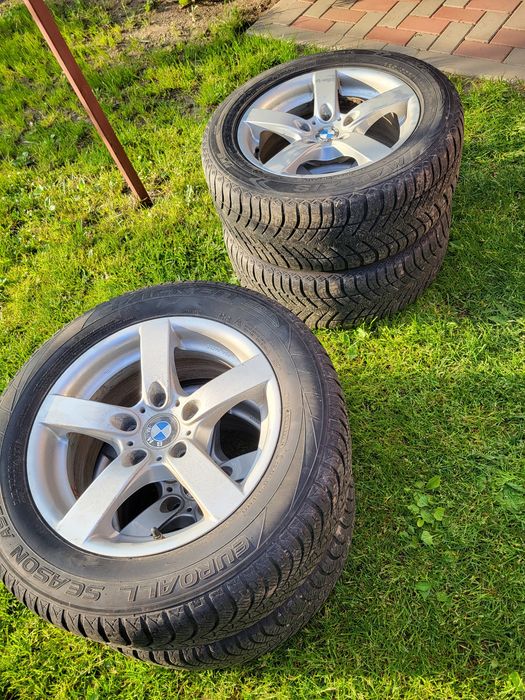 Un set roti de vanzare 225 55 16 bmw e60,61.