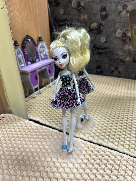 Продам  куклу монстр  хай! !