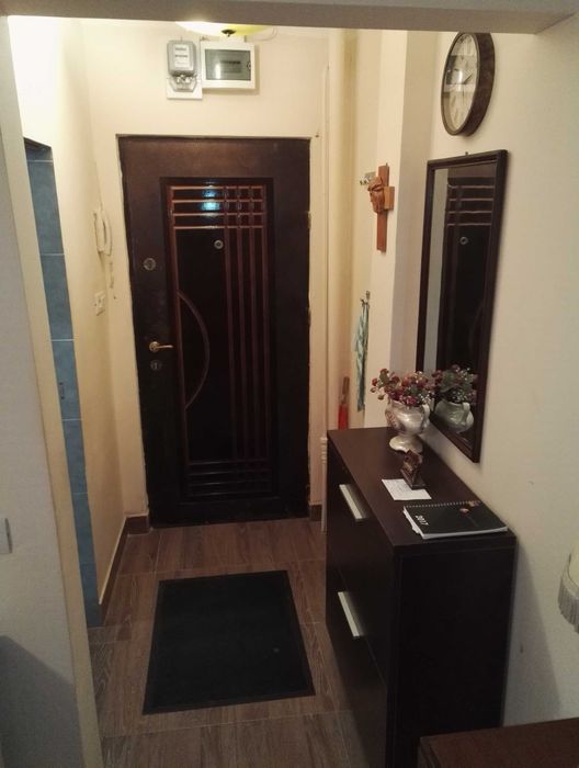Proprietar vand ap. 2 cam. semidecomandat P-ta Doina