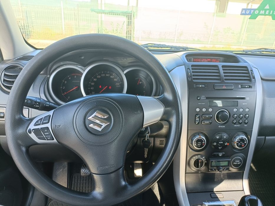 Suzuki Grand Vitara 2006 diesel, 4.300 € — imagine 5