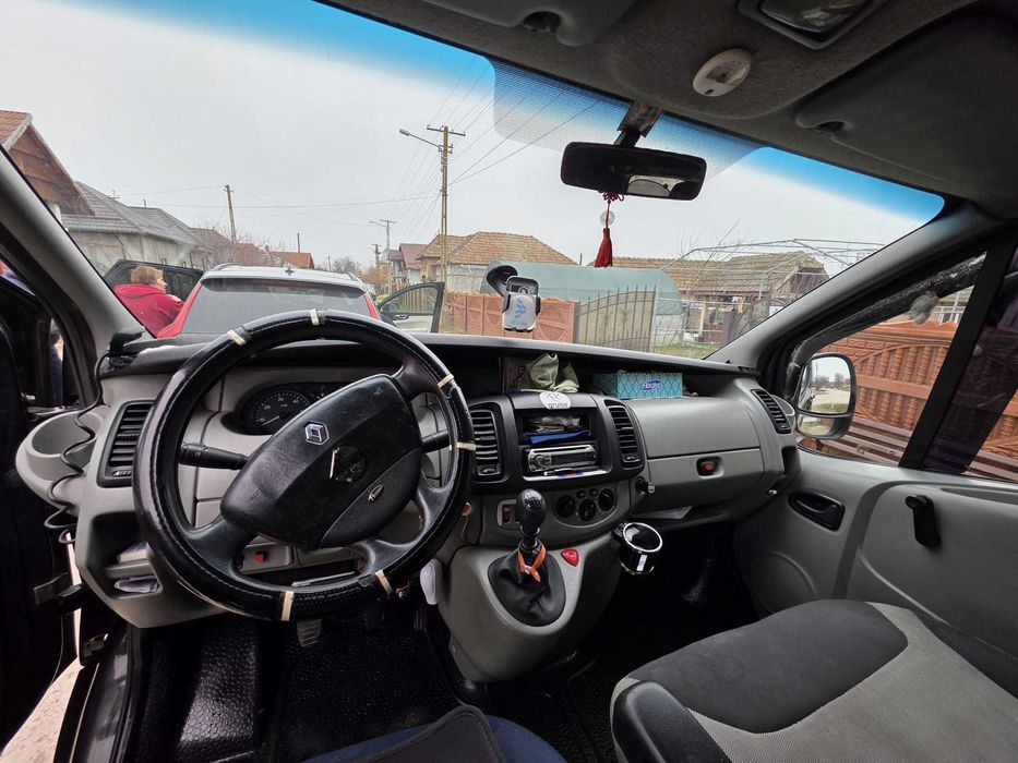 Renaul Trafic 2004, 6 locuri