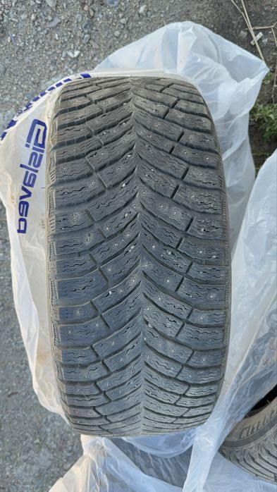Michelin 245/45 R18