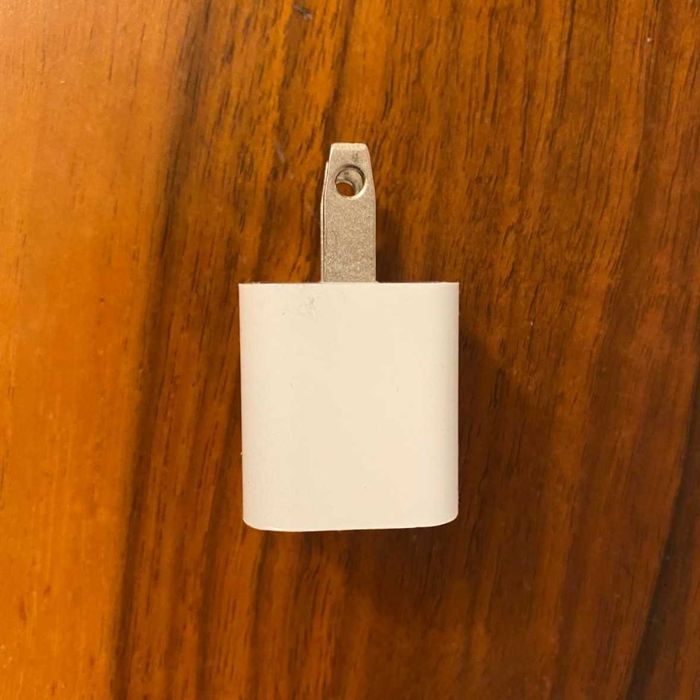 Încărcător iPhone iPad / APPLE  A1385 - 5V/1A