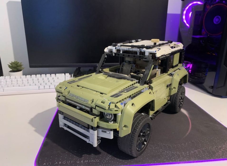 Lego Technic Landrover Defender